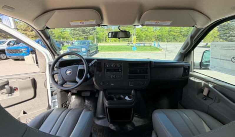 
								2026 Chevrolet Express Cargo Van 2500 Extd Wheelbase full									