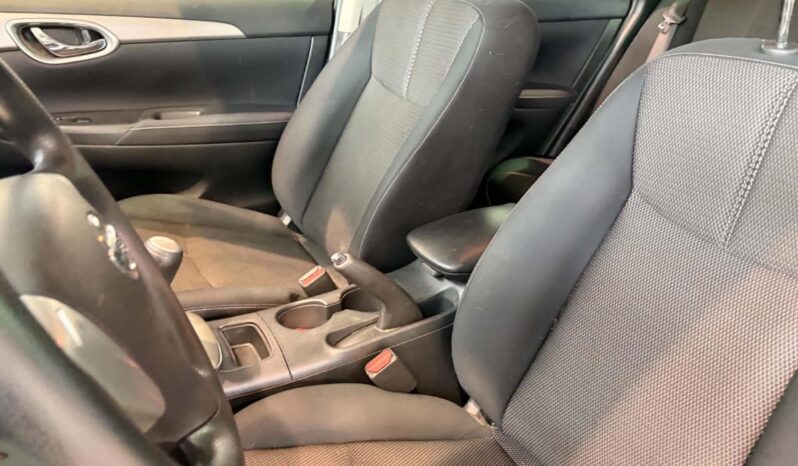 
								2014 Nissan Sentra 1.8 S 6sp full									