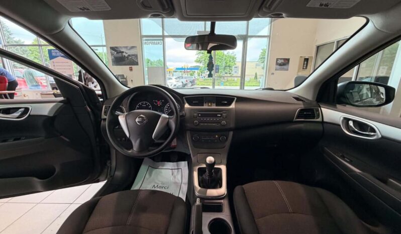 
								2014 Nissan Sentra 1.8 S 6sp full									