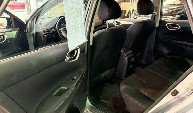 
								2014 Nissan Sentra 1.8 S 6sp full									