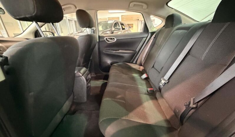 
								2014 Nissan Sentra 1.8 S 6sp full									