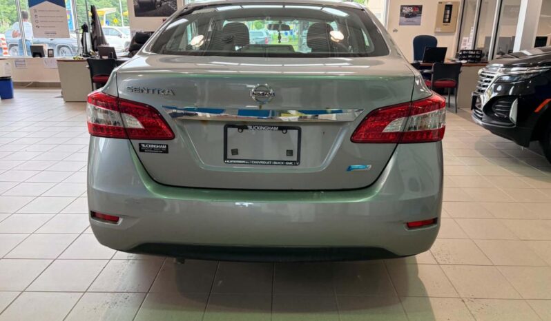 
								2014 Nissan Sentra 1.8 S 6sp full									