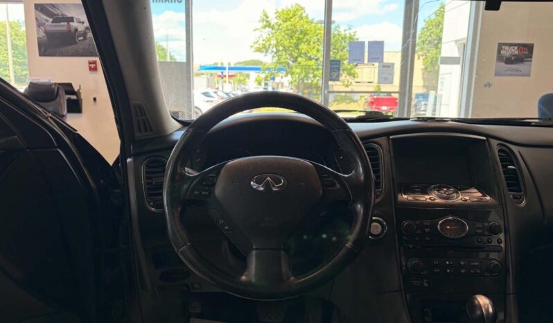 
								2015 Infiniti QX50 Wagon full									