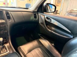 
										2015 Infiniti QX50 Wagon full									