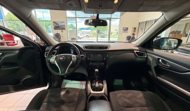 
								2016 Nissan Rogue Sv Awd Cvt full									
