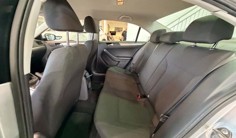 
								2016 Volkswagen Jetta Trendline Plus 1.4t full									