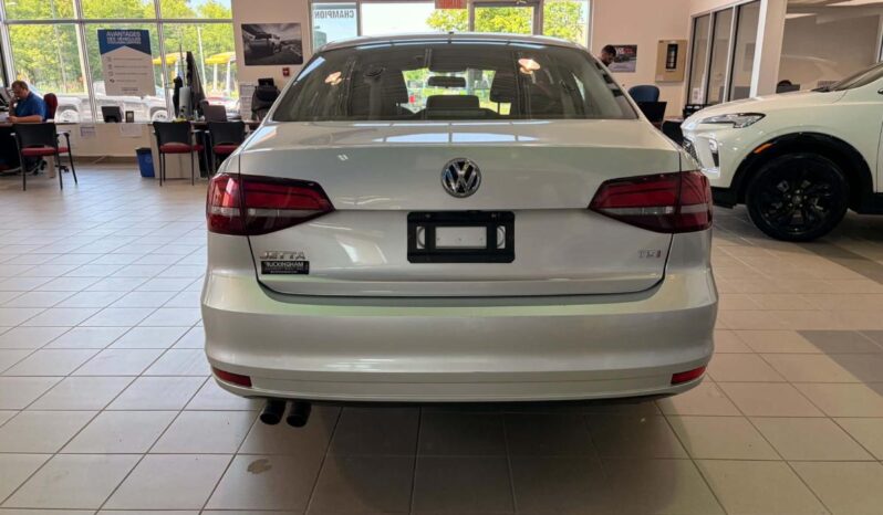 
								2016 Volkswagen Jetta Trendline Plus 1.4t full									