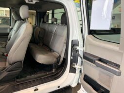 
										2020 Ford F-150 Xlt Awd full									