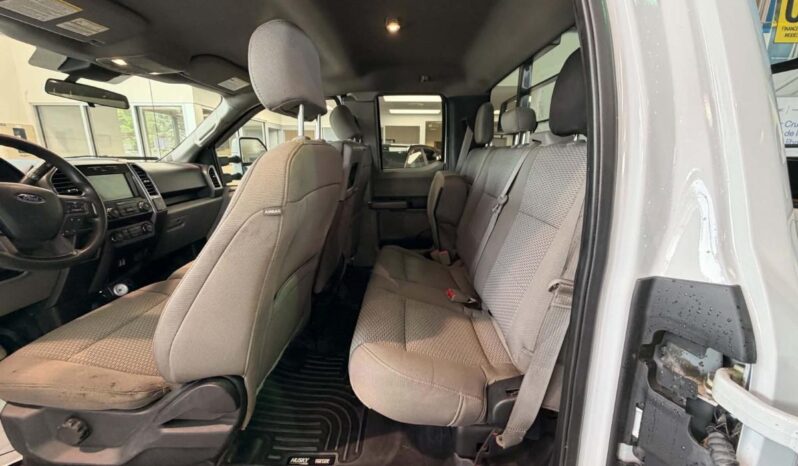 
								2020 Ford F-150 Xlt Awd full									