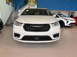 
										2021 Chrysler Pacifica Hybrid Touring L full									