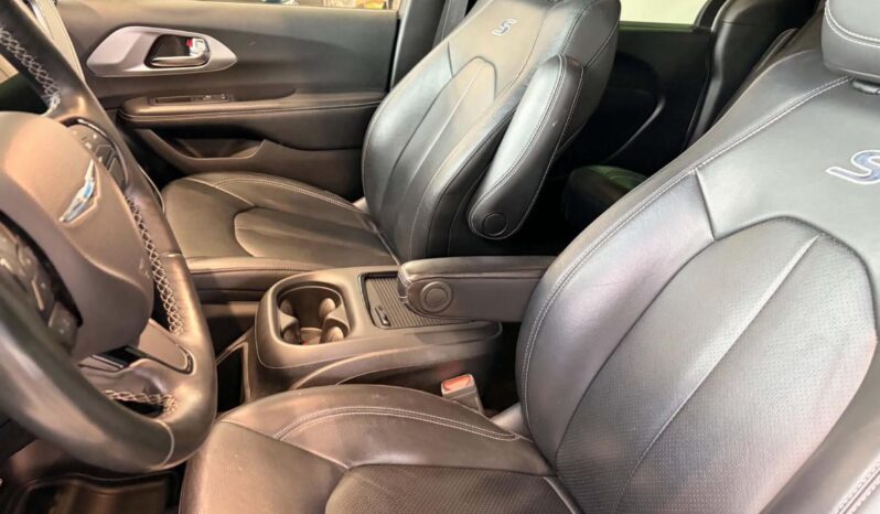
								2021 Chrysler Pacifica Hybrid Touring L full									