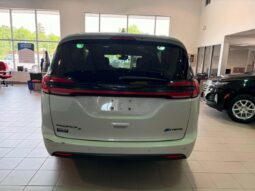 
										2021 Chrysler Pacifica Hybrid Touring L full									