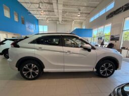 
										2022 Mitsubishi Eclipse Cross Gt S-Awc full									