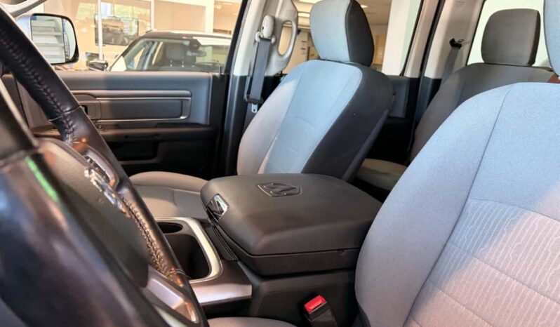 
								2022 RAM 1500 Slt 140.5″ Wb 5’7 full									