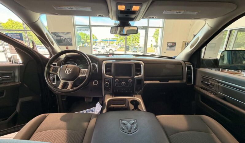 
								2022 RAM 1500 Slt 140.5″ Wb 5’7 full									