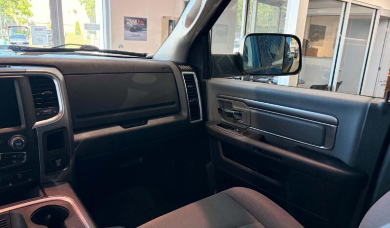 
								2022 RAM 1500 Slt 140.5″ Wb 5’7 full									