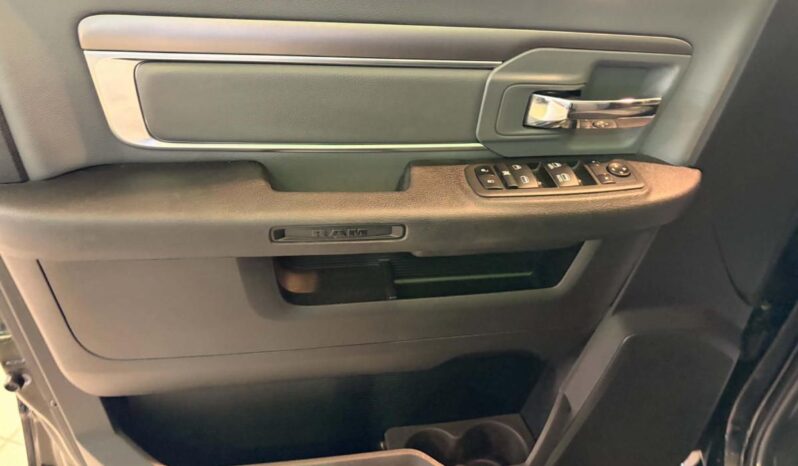 
								2022 RAM 1500 Slt 140.5″ Wb 5’7 full									