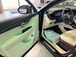 
										2023 Buick Envision AWD full									