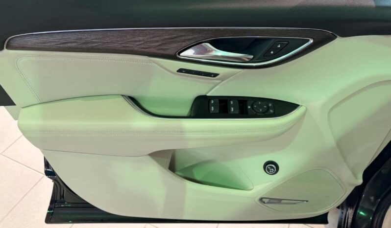
								2023 Buick Envision AWD full									
