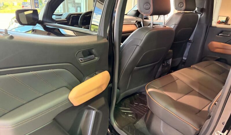 
								2023 GMC Canyon Crew Cab Short Box full									