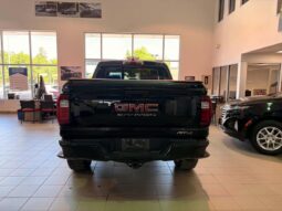 
										2023 GMC Canyon Crew Cab Short Box full									