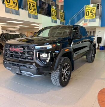 2023 GMC Canyon - Used Truck - VIN: 1GTP6DEK2P1205208 - Buckingham Chevrolet Buick GMC Gatineau