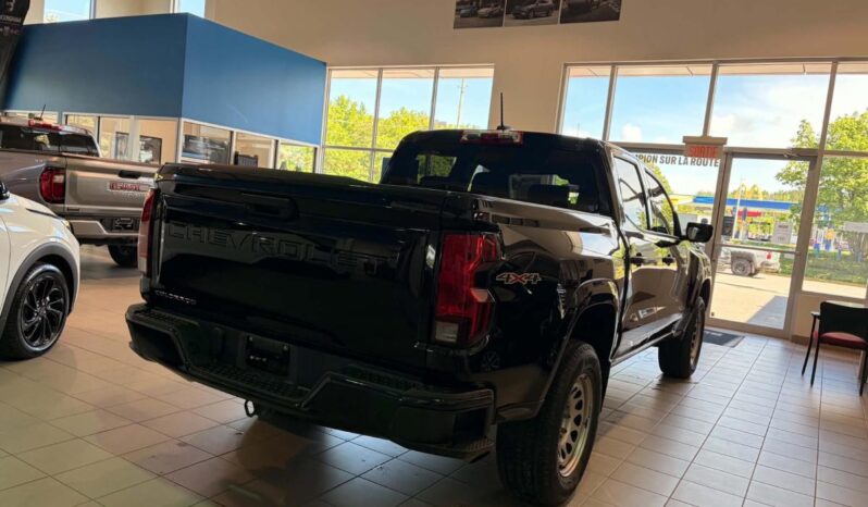 
								2024 Chevrolet Colorado Crew Cab Short Box 4 full									