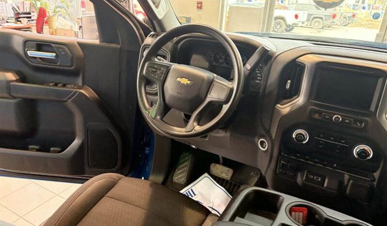 
								2024 Chevrolet Silverado 1500 Crew Cab Standard full									