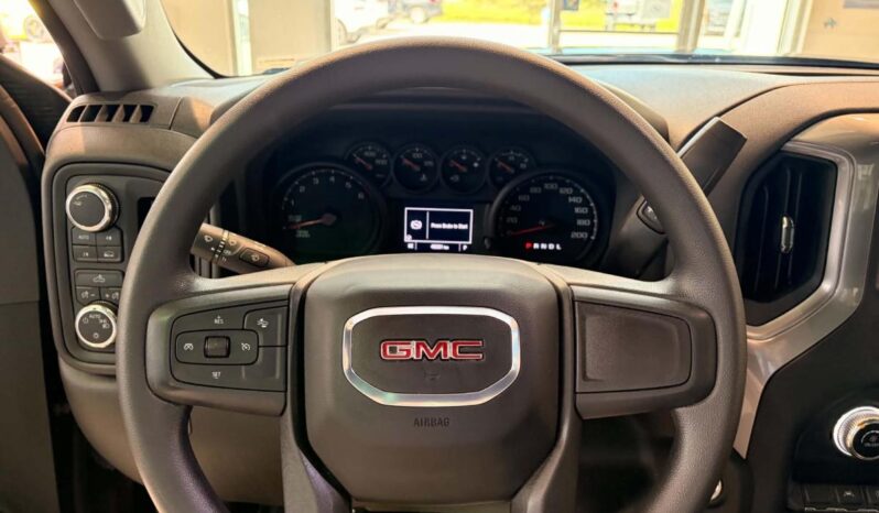 
								2024 GMC Sierra 1500 Regular Cab Standard full									