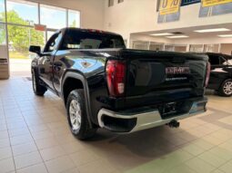 
										2024 GMC Sierra 1500 Regular Cab Standard full									