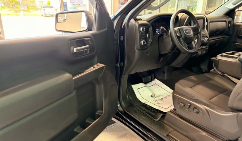 
								2024 GMC Sierra 1500 Regular Cab Standard full									