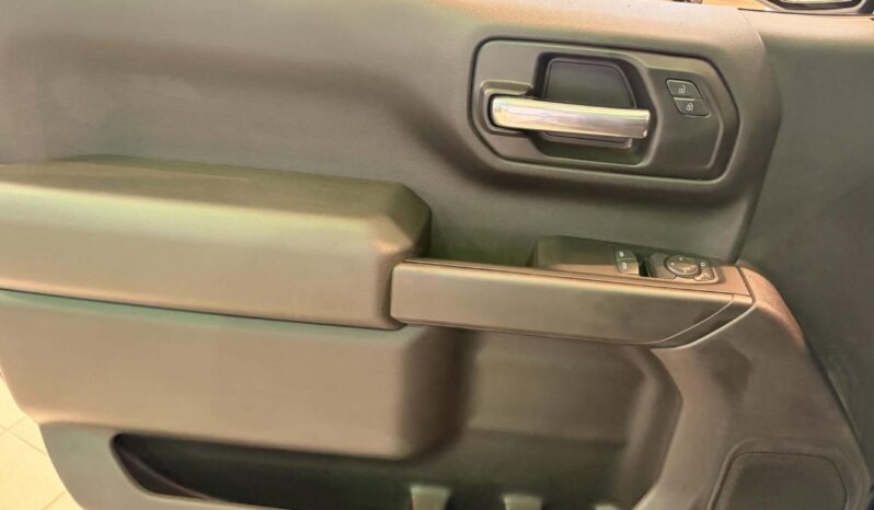 
								2024 GMC Sierra 1500 Regular Cab Standard full									