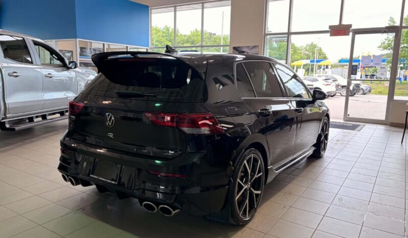 
								2024 Volkswagen Golf R 2.0 T 6sp full									