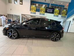 
										2024 Volkswagen Golf R 2.0 T 6sp full									