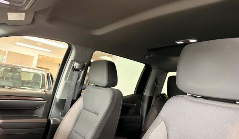 
								2025 Chevrolet Silverado 1500 Crew Cab Short Box 4 full									