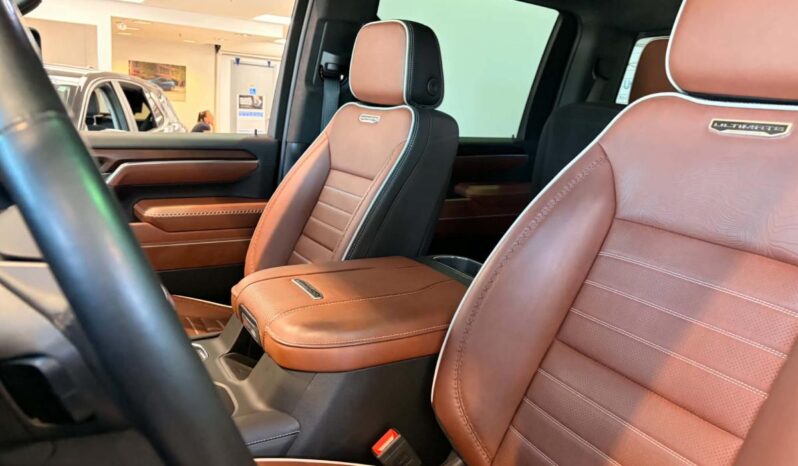 
								2025 GMC Sierra 2500 4wd Crew Cab full									