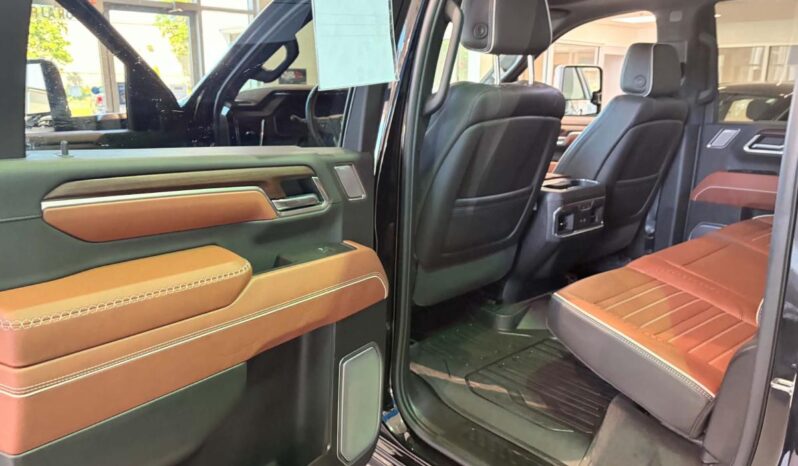 
								2025 GMC Sierra 2500 4wd Crew Cab full									