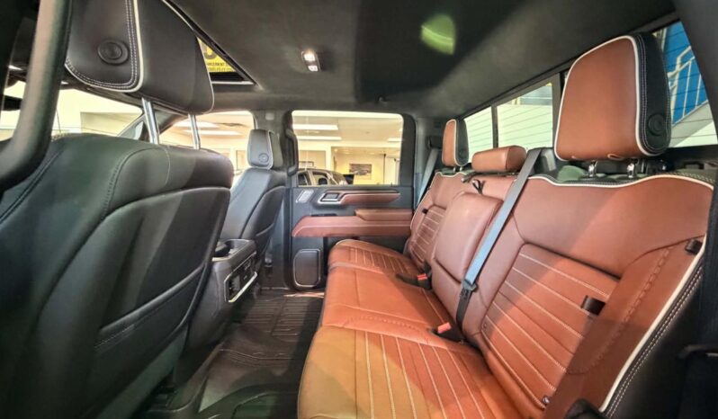 
								2025 GMC Sierra 2500 4wd Crew Cab full									
