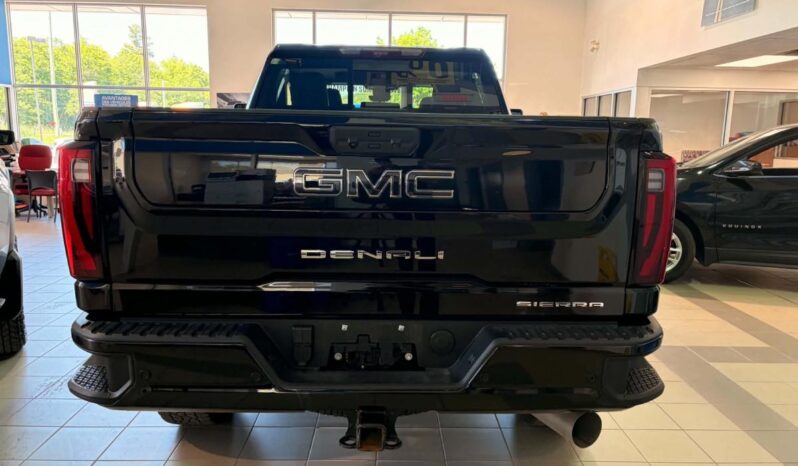
								2025 GMC Sierra 2500 4wd Crew Cab full									