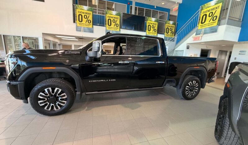 
								2025 GMC Sierra 2500 4wd Crew Cab full									