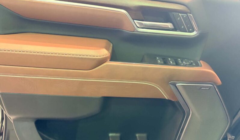 
								2025 GMC Sierra 2500 4wd Crew Cab full									