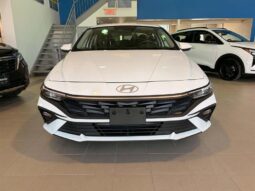 
										2025 Hyundai Elantra Preferred Ivt full									