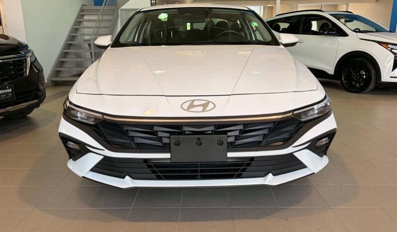 
								2025 Hyundai Elantra Preferred Ivt full									