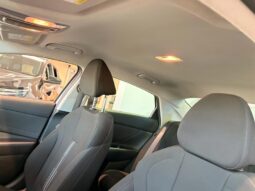 
										2025 Hyundai Elantra Preferred Ivt full									