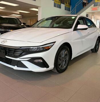 2025 Hyundai Elantra - Used Sedan - VIN: KMHLM4DG6SU004738 - Buckingham Chevrolet Buick GMC Gatineau