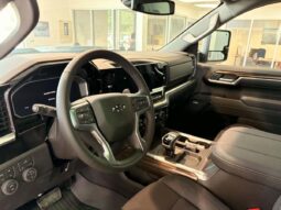
										2026 Chevrolet Silverado 1500 Crew Cab Standard full									