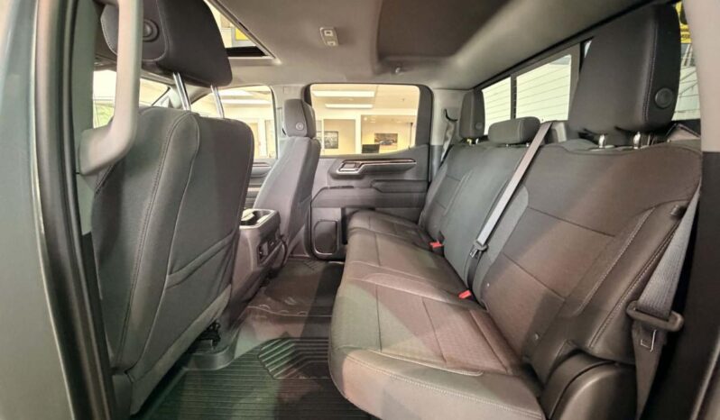 
								2026 Chevrolet Silverado 1500 Crew Cab Standard full									
