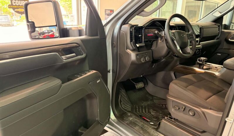 
								2026 Chevrolet Silverado 1500 Crew Cab Standard full									