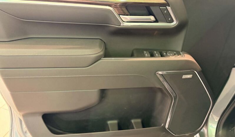 
								2026 Chevrolet Silverado 1500 Crew Cab Standard full									