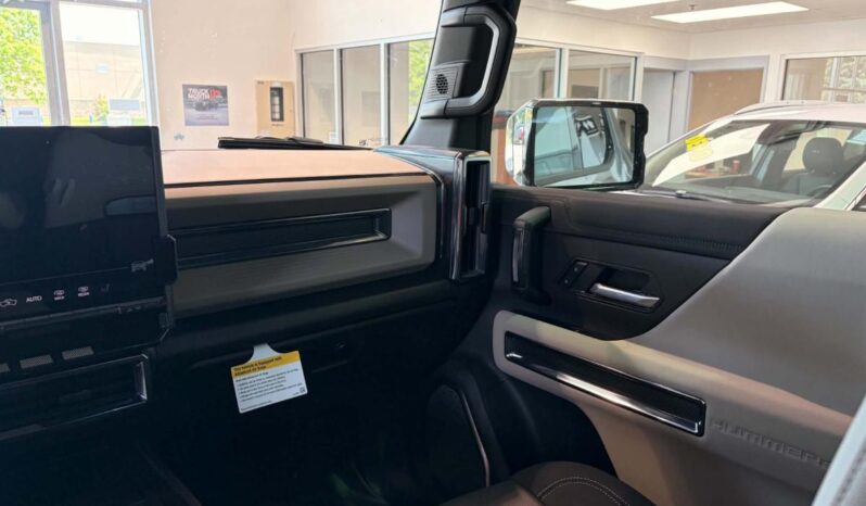 
								2026 GMC Hummer EV Pickup E4wd Crew Cab 2x full									
